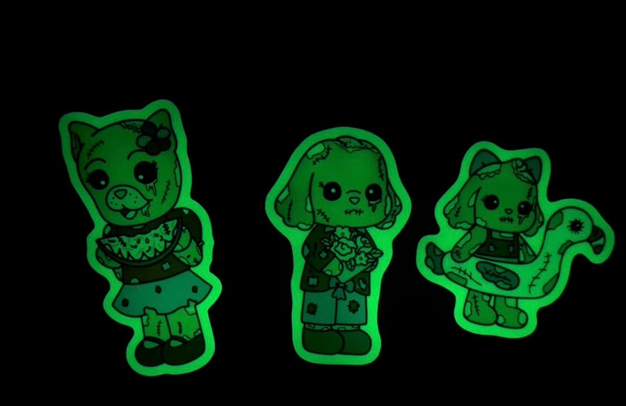 GLOW IN THE DARK 3 pk Lola and Friends Halloween Stickers