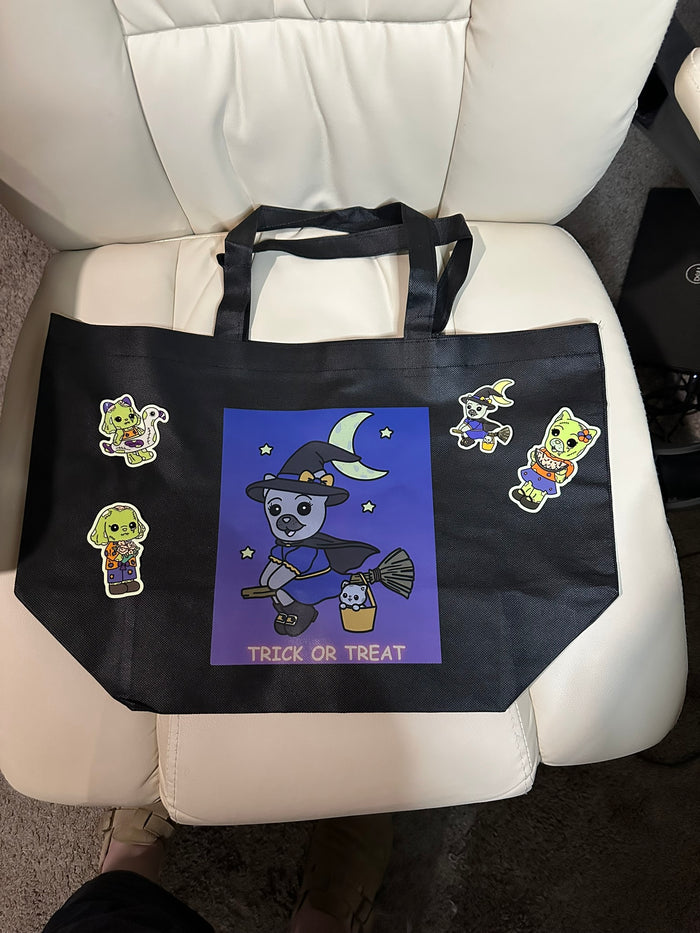 Lola and Friends – Halloween Tote & Glow-in-the-Dark Sticker Bundle